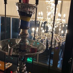 La Casa Cafe and Lounge