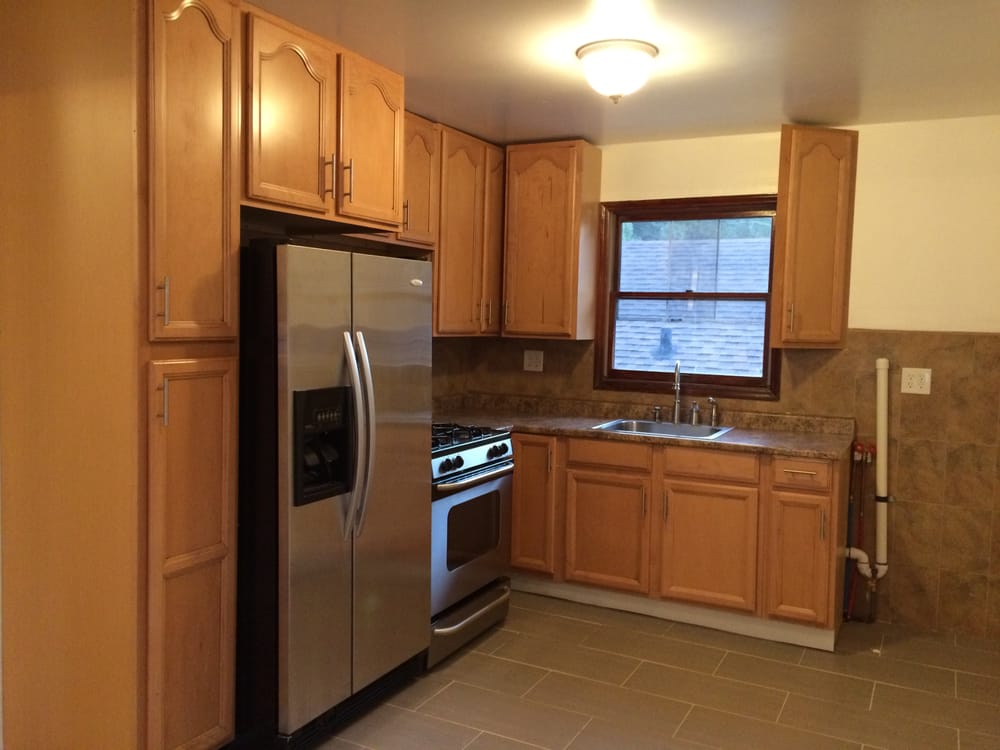 Slide of Mountain Men Renovations