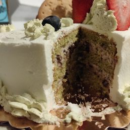 Matcha Red Bean Cream Cake - Inside