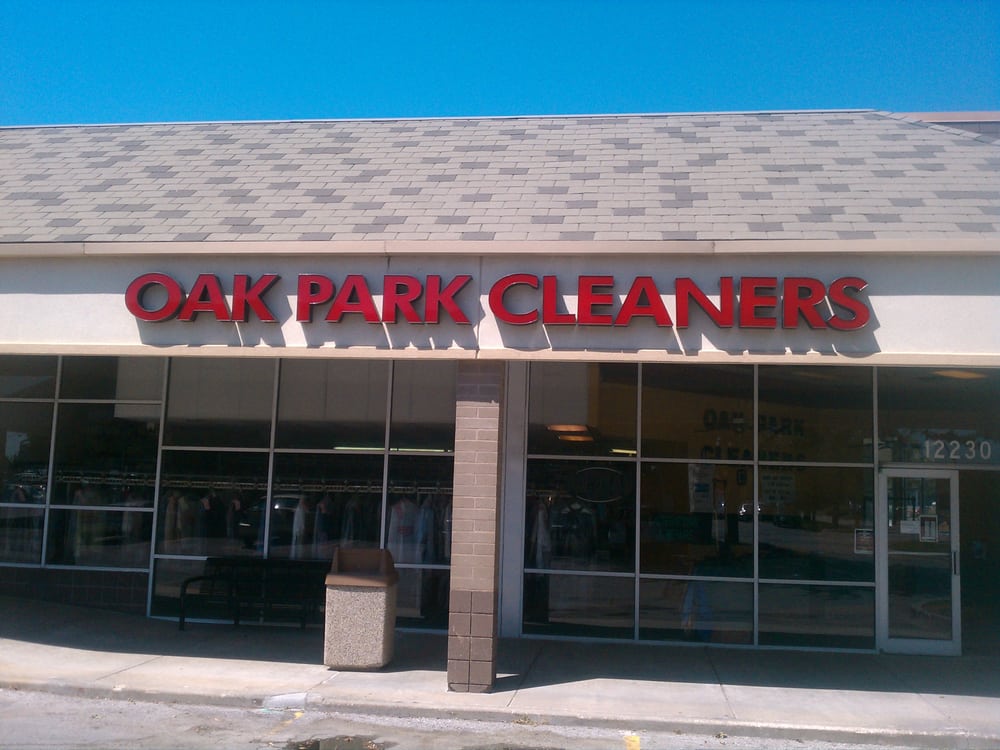 OAK PARK CLEANERS Updated September 2024 20 Reviews 12230 W 95th St, Lenexa, Kansas Dry