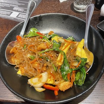 P.F. Chang's - Sweet potato noodles and Pad Thai Chicken - Chinese Near Me - Warrington, Pennsylvania P.F. Chang's - Sweet potato noodles and Pad Thai Chicken - Chinese Near Me - Warrington, Pennsylvania