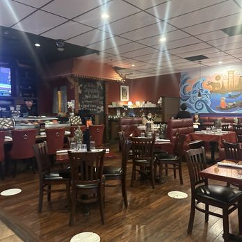 BANGKOK Thai & Sushi Restaurant - Sushi Bars Near Me - Algonquin, Illinois
