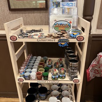 Weiser Classic Candy - Souvenirs - Candy Stores Near Me - Weiser, Idaho