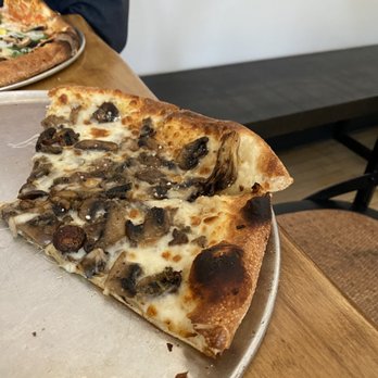 Sidewall Pizza Company - Mushroom pizza - Pizza Near Me - Bozeman, Montana Sidewall Pizza Company - Mushroom pizza - Pizza Near Me - Bozeman, Montana