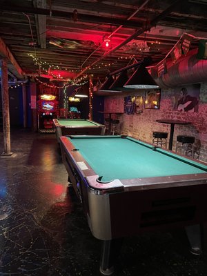 TOTALLY AWESOME BAR - 45 Photos & 29 Reviews - Sports Bars - 107