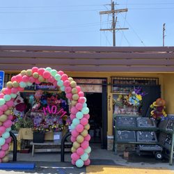Lucero's Flowers and Memorials