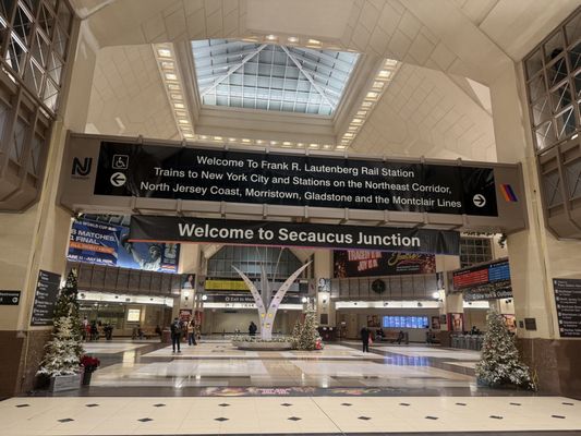 Secaucus Junction Pick-up by null