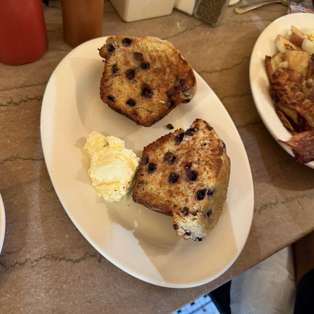 Black Cat Diner - Blueberry muffin - giant and grilled - must try - Breakfast & Brunch Near Me - Salem, Massachusetts