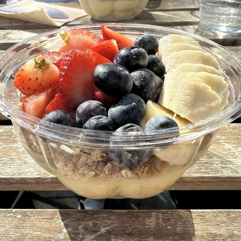 Mellana Cafe - Passion Fruit Bowl - Coffee & Tea Near Me - Oakland, California Mellana Cafe - Passion Fruit Bowl - Coffee & Tea Near Me - Oakland, California