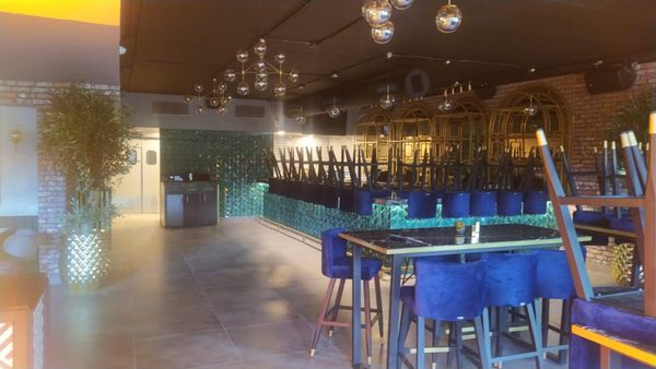 Pera Bistro by null