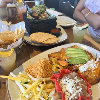 Los Molcajetes Bar & Grill - Fish Two Crispy Tacos a la Carta - Bars Near Me - Sonoma, California