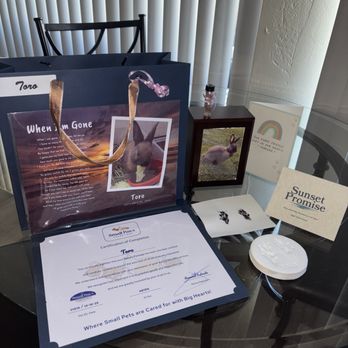 Small Paws Cremations - Pet Cremation Services Near Me - Los Angeles, California