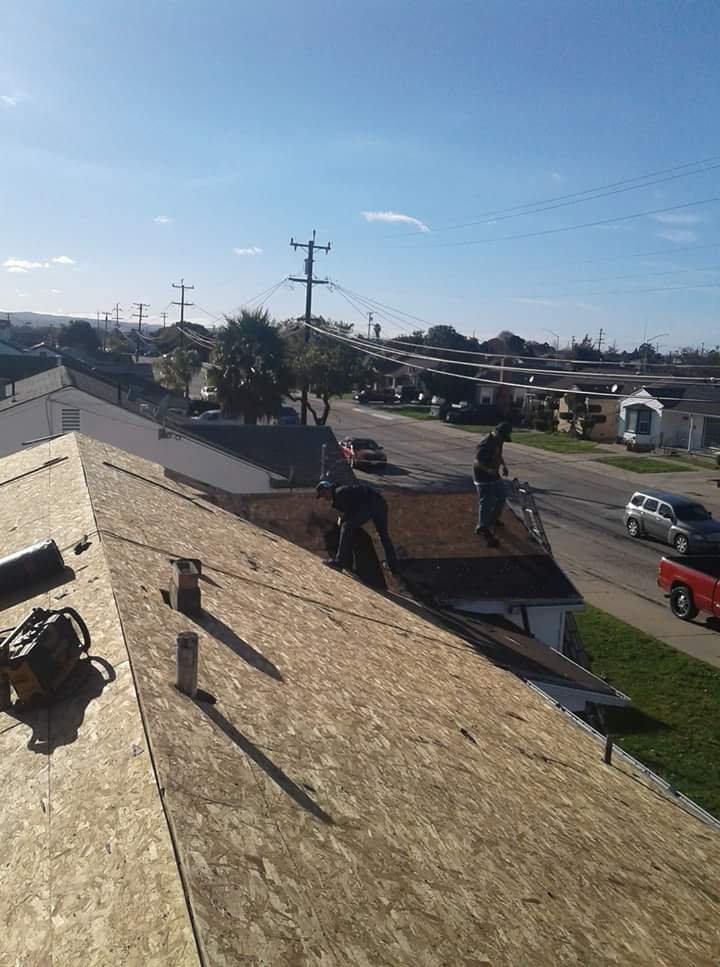 Slide of Stars & Stripes Roofing