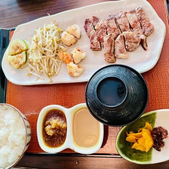 Restaurant SUNTORY - Teppan Combination Meal - Japanese Near Me - Honolulu, Hawaii