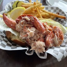Lobster roll!
