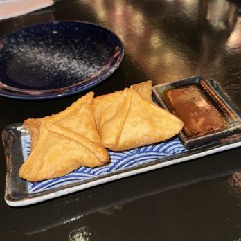 Izakaya Tokyo - Pineapple Crab Rangoon - Japanese Near Me - Chicago, Illinois Izakaya Tokyo - Pineapple Crab Rangoon - Japanese Near Me - Chicago, Illinois