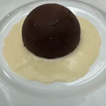 The Mountain House - Chocolate Bomb - New American Near Me - Woodside, California