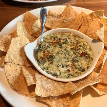 Yard House - Four Cheese Spinach Dip - New American Near Me - Orlando, Florida