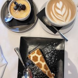 Honey cake and crème brûlée with cappuccino