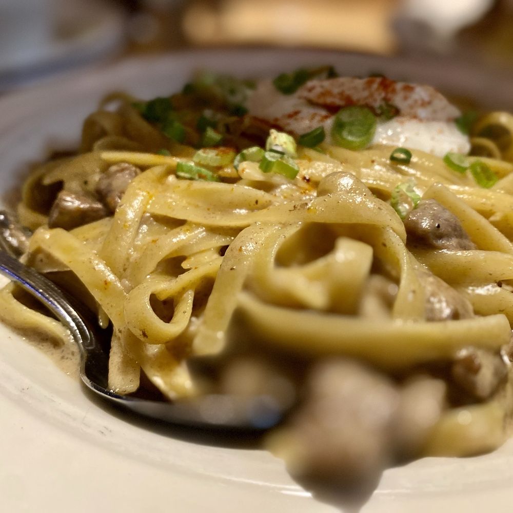 The Dodo Restaurant - Beef Stroganoff - American Near Me - Salt Lake City, Utah The Dodo Restaurant - Beef Stroganoff - American Near Me - Salt Lake City, Utah