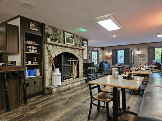 Banners Restaurant by null