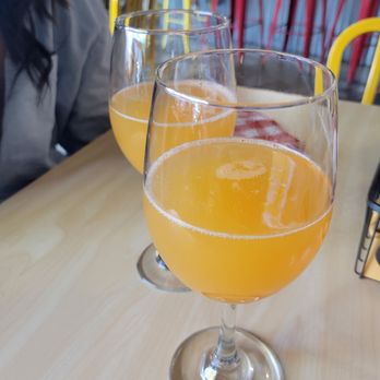 Two Chicks - Peach Bellini - Breakfast & Brunch Near Me - Reno, Nevada