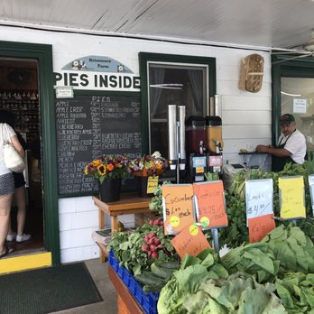 Briermere Farms - Bakeries Near Me - Riverhead, New York