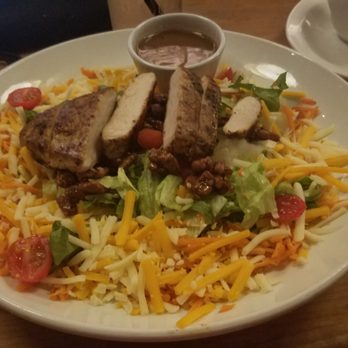 Cheddar's Scratch Kitchen - Grilled Salmon Salad - Comfort Food Near Me - Orlando, Florida