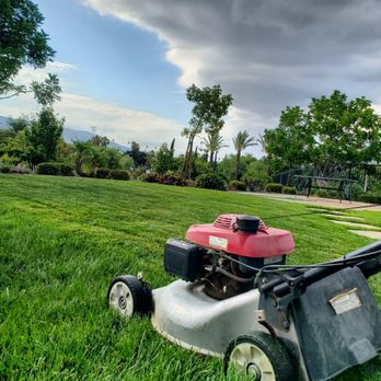 Joe’s Garden Service - Lush green lawn - Irrigation Near Me - Villa Park, California Joe’s Garden Service - Lush green lawn - Irrigation Near Me - Villa Park, California