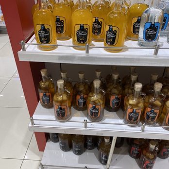 Dufry - Duty-Free Shops Near Me - Carolina, Puerto Rico Dufry - Duty-Free Shops Near Me - Carolina, Puerto Rico