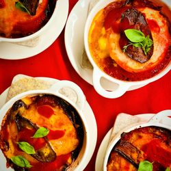 Chicago Bell Garden - Swimming in tomatoes and eggplant, we make LOTS of eggplant parm.