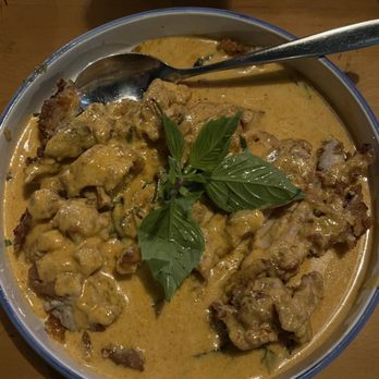 Kin Len Thai Night Bites - Battered Chicken Red Curry - Thai Near Me - Seattle, Washington Kin Len Thai Night Bites - Battered Chicken Red Curry - Thai Near Me - Seattle, Washington