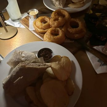 Mr. Lyons - Steakhouses Near Me - Palm Springs, California