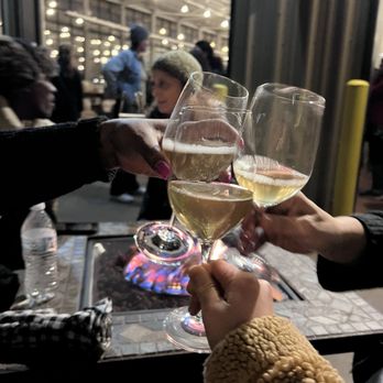Hammerling Wines - 2/2/2024 cheers - Wine Tasting Room Near Me - Berkeley, California