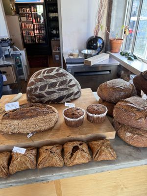 Momma's Grocery + Wine by null