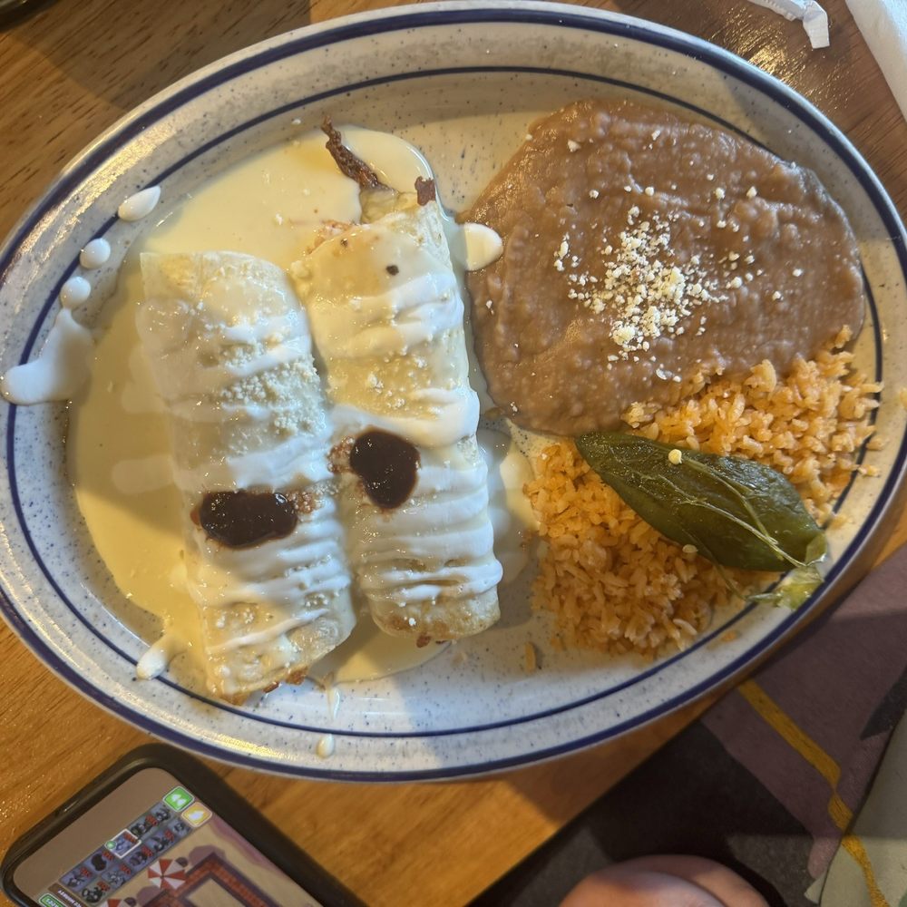 Dos Bandidos - Chicken Enchiladas - Mexican Near Me - Broken Arrow, Oklahoma Dos Bandidos - Chicken Enchiladas - Mexican Near Me - Broken Arrow, Oklahoma