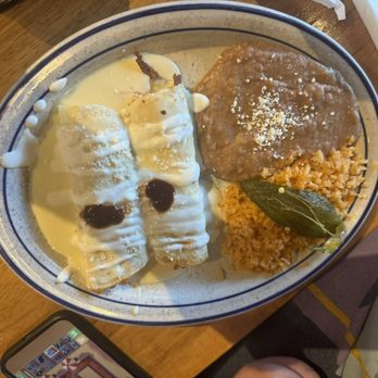 Dos Bandidos - Chicken Enchiladas - Mexican Near Me - Broken Arrow, Oklahoma Dos Bandidos - Chicken Enchiladas - Mexican Near Me - Broken Arrow, Oklahoma