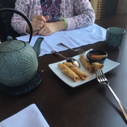 Thai Orchid Room - Spring roll, Really great Tea pot