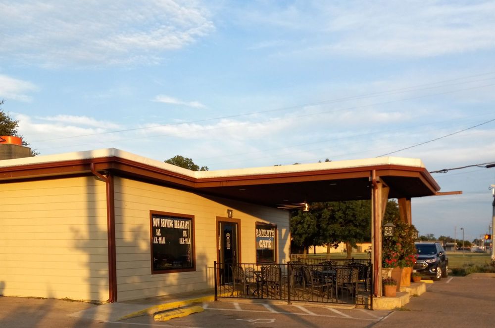 Bailey's Cafe Logo