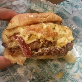 Hunger Burger - Mac and cheese bacon burger (side view) - Fast Food Near Me - Philadelphia, Pennsylvania Hunger Burger - Mac and cheese bacon burger (side view) - Fast Food Near Me - Philadelphia, Pennsylvania