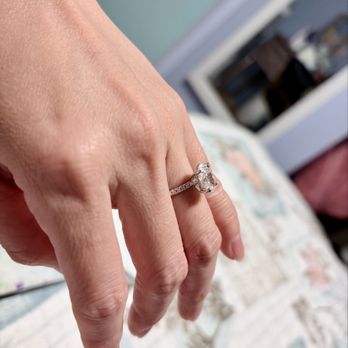 Tran Dac Jewelry - Hidden halo, pavé band - Jewelry Near Me - San Jose, California Tran Dac Jewelry - Hidden halo, pavé band - Jewelry Near Me - San Jose, California