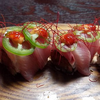 Sushi Tri - Hot Mama Roll. - Sushi Bars Near Me - Novato, California Sushi Tri - Hot Mama Roll. - Sushi Bars Near Me - Novato, California