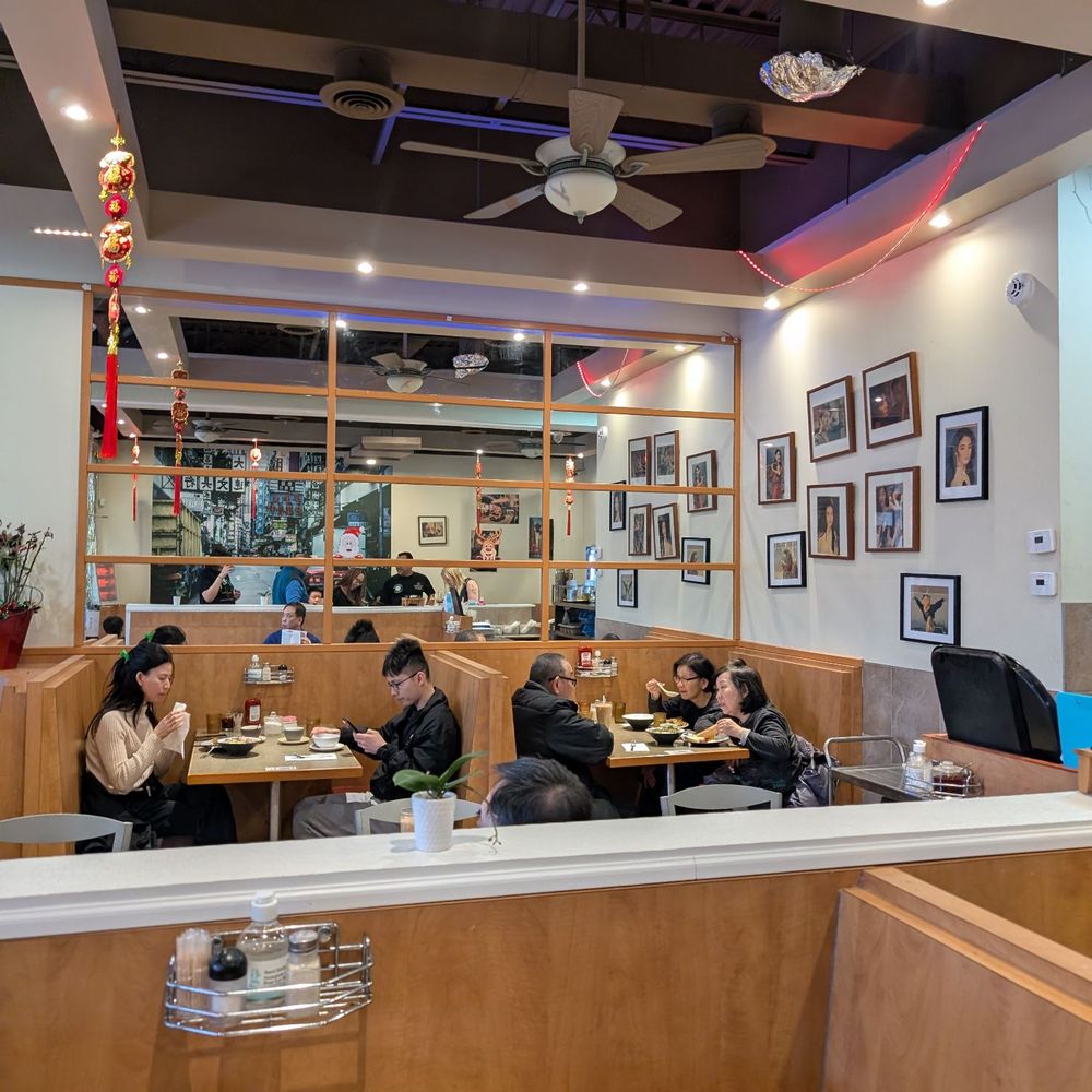 HK Garden - Interior - Cafes Near Me - Toronto, Ontario