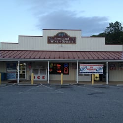 Freeland Wine & Spirits