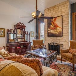 O'Casey's Boutique Inn - Living room