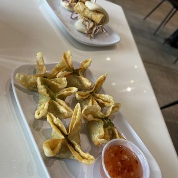 GoPho - Avocado Wonton - Vietnamese Near Me - Davie, Florida GoPho - Avocado Wonton - Vietnamese Near Me - Davie, Florida