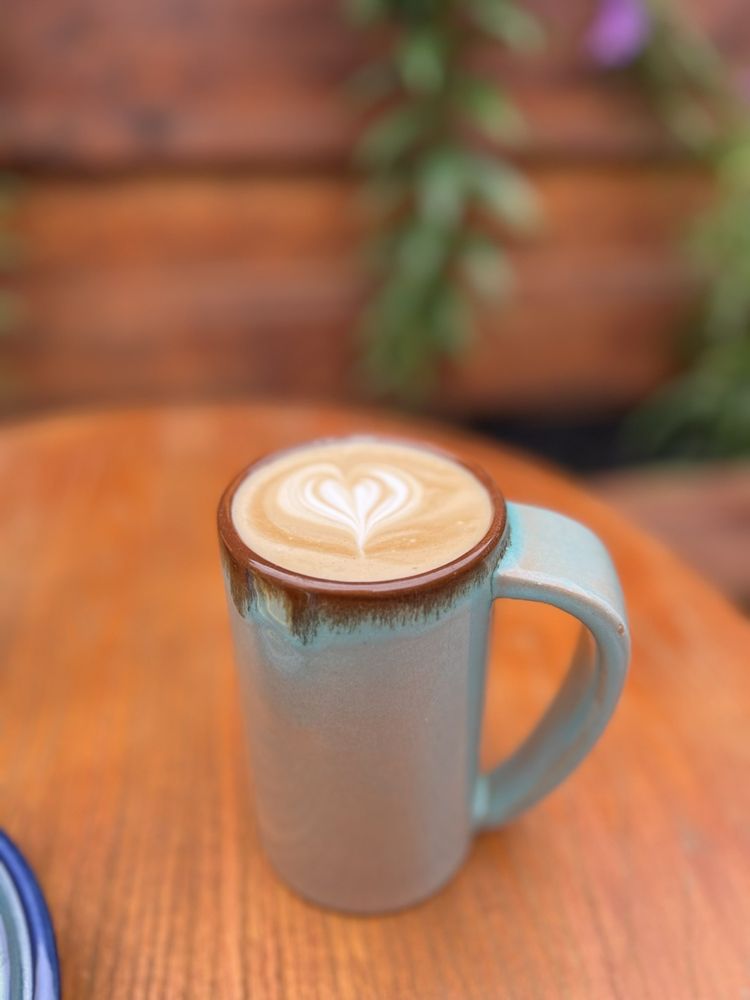 Capisce Coffee & Espresso Bar Logo
