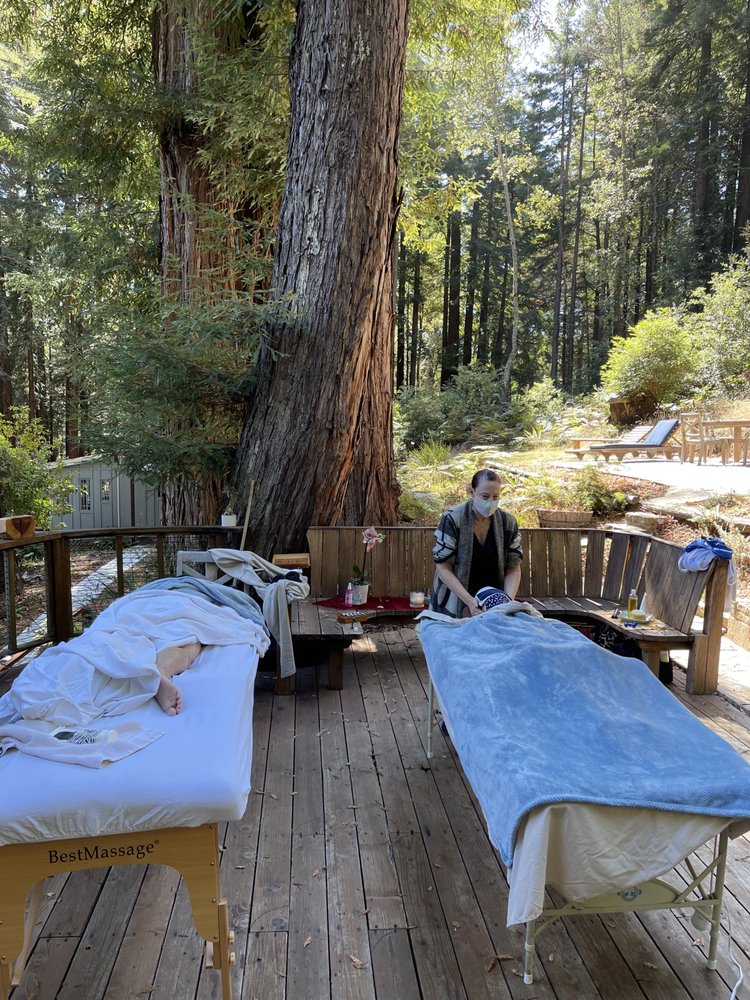 Wine Country Mobile Spa Logo