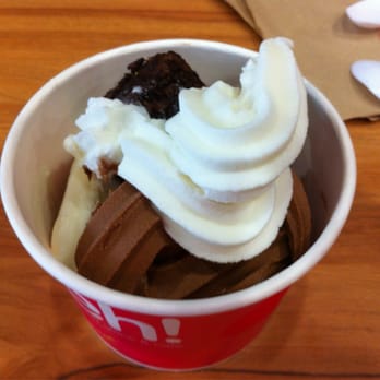 Yeh Yogourt - a cup of ice cream and chocolate - Ice Cream & Frozen Yogurt Near Me - Montreal, Quebec Yeh Yogourt - a cup of ice cream and chocolate - Ice Cream & Frozen Yogurt Near Me - Montreal, Quebec