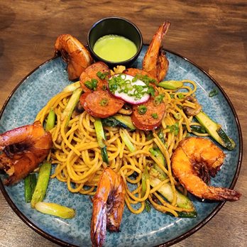 OMELI Kitchen - Cajun Tiger Prawn Garlic Noodles - Vietnamese Near Me - Fullerton, California